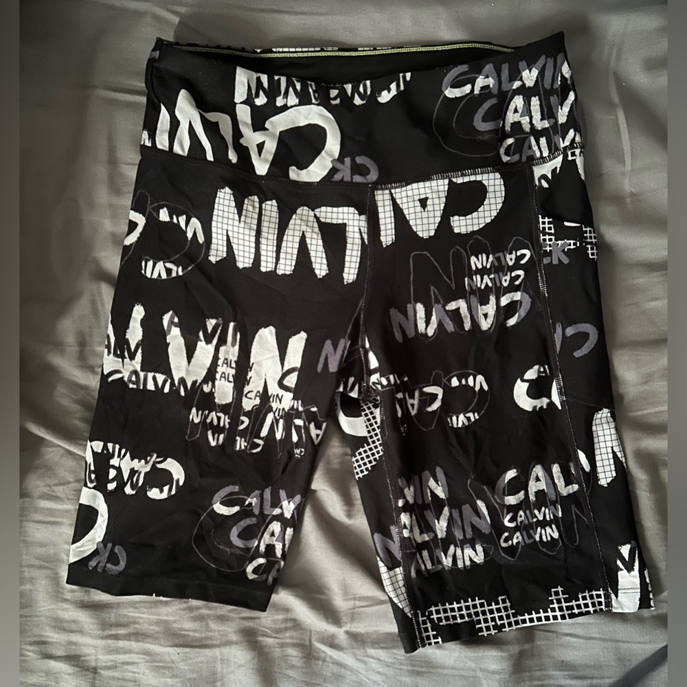 Active biker shorts (worn)